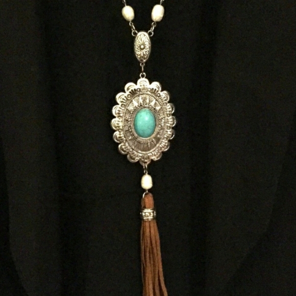 Shyanne Genuine Baroque Pearl Western Silver and Turquoise Necklace - Picture 6 of 7